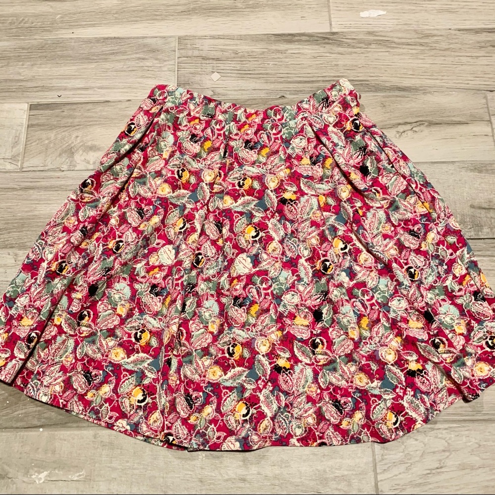 LuLaRoe Red-Pink Floral Madison. Size XL.